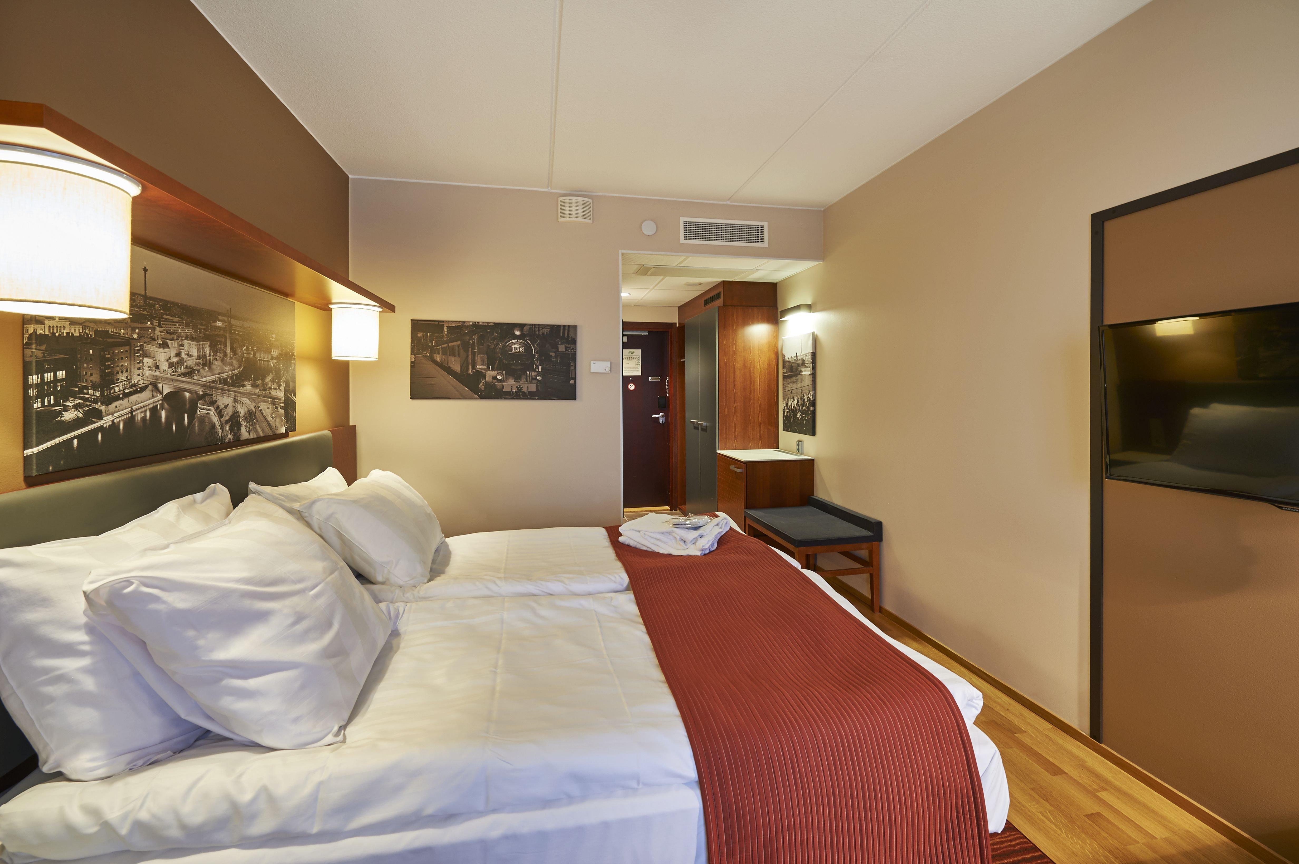 Holiday Inn Tampere - Central Station By Ihg Exterior photo